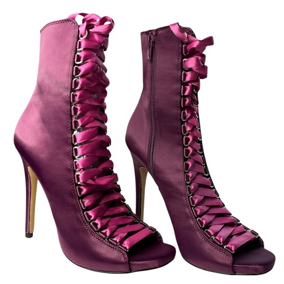 Steve Madden Fuego Purple Lace-Up Ankle Boots Satin Fabric Upper Size 8M - Picture 1 of 7